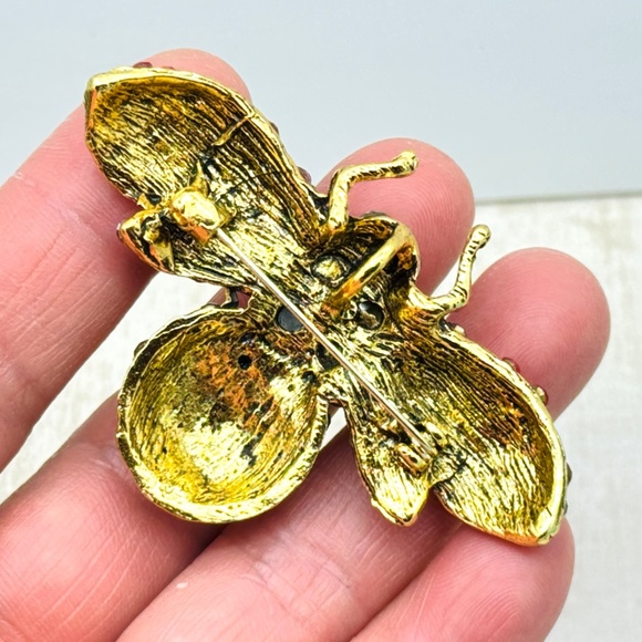 Brand new honey bee rhinestone brooch Bee Necklace Pendant Honey Bee Pin - Picture 3 of 4